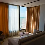 Brilliant & Hotel