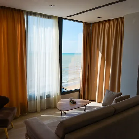 Brilliant & Hotel