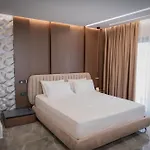 Brilliant & 5* Golem (Tirana)
