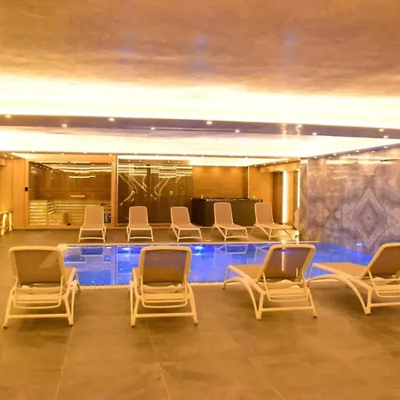 Brilliant & Hotel Golem (Tirana)