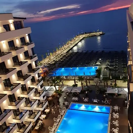 Brilliant & 5* Golem (Tirana)