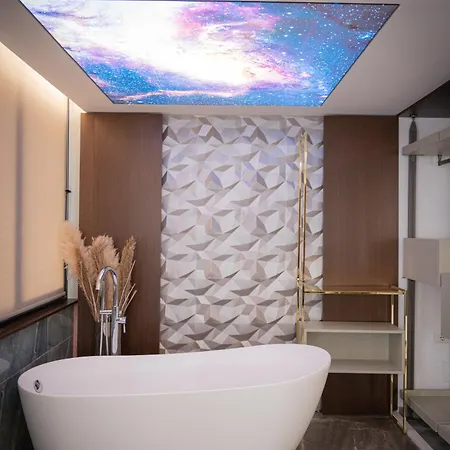 Hotel Brilliant & 5*