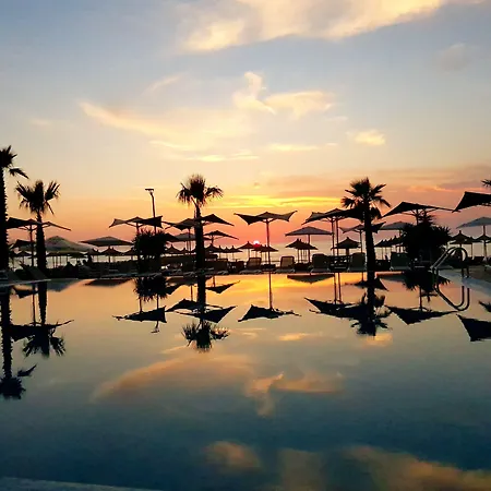 מלון Brilliant &