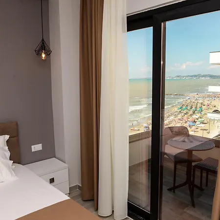 Brilliant & Golem (Tirana)