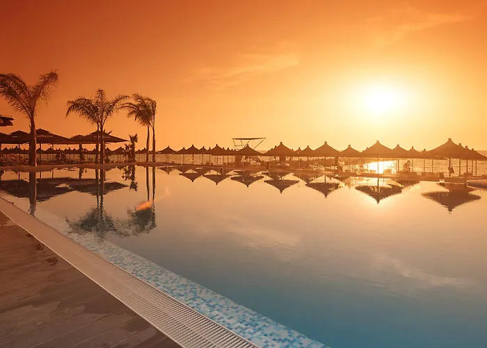 מלון Brilliant &